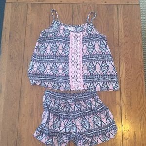 2 piece Justice tribal print black and pink cute